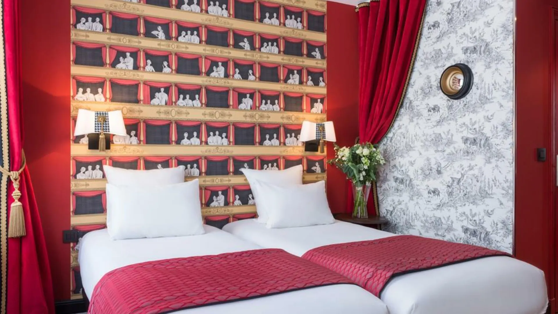 Sacha 4* Paris