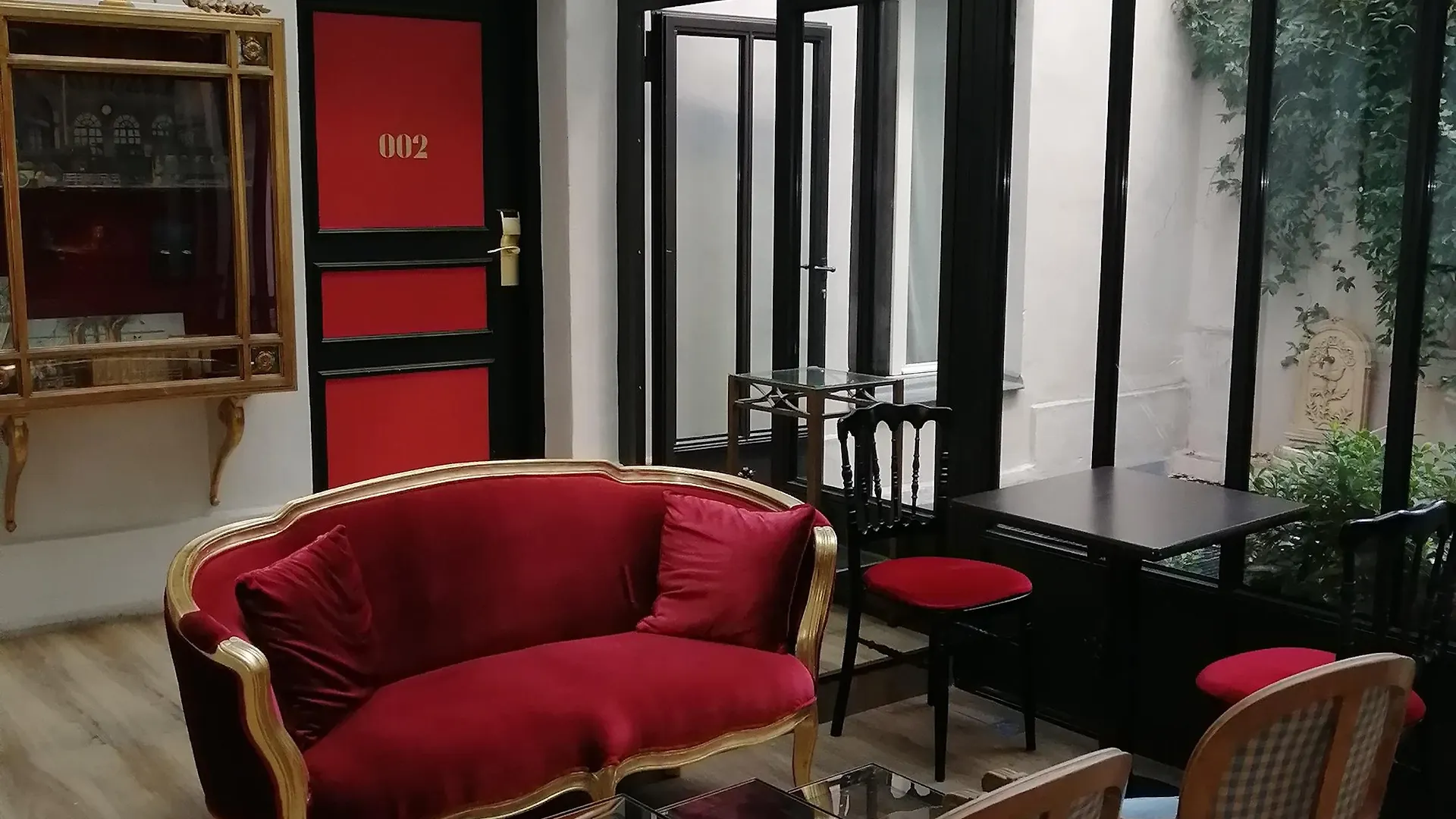 Sacha 4* Paris