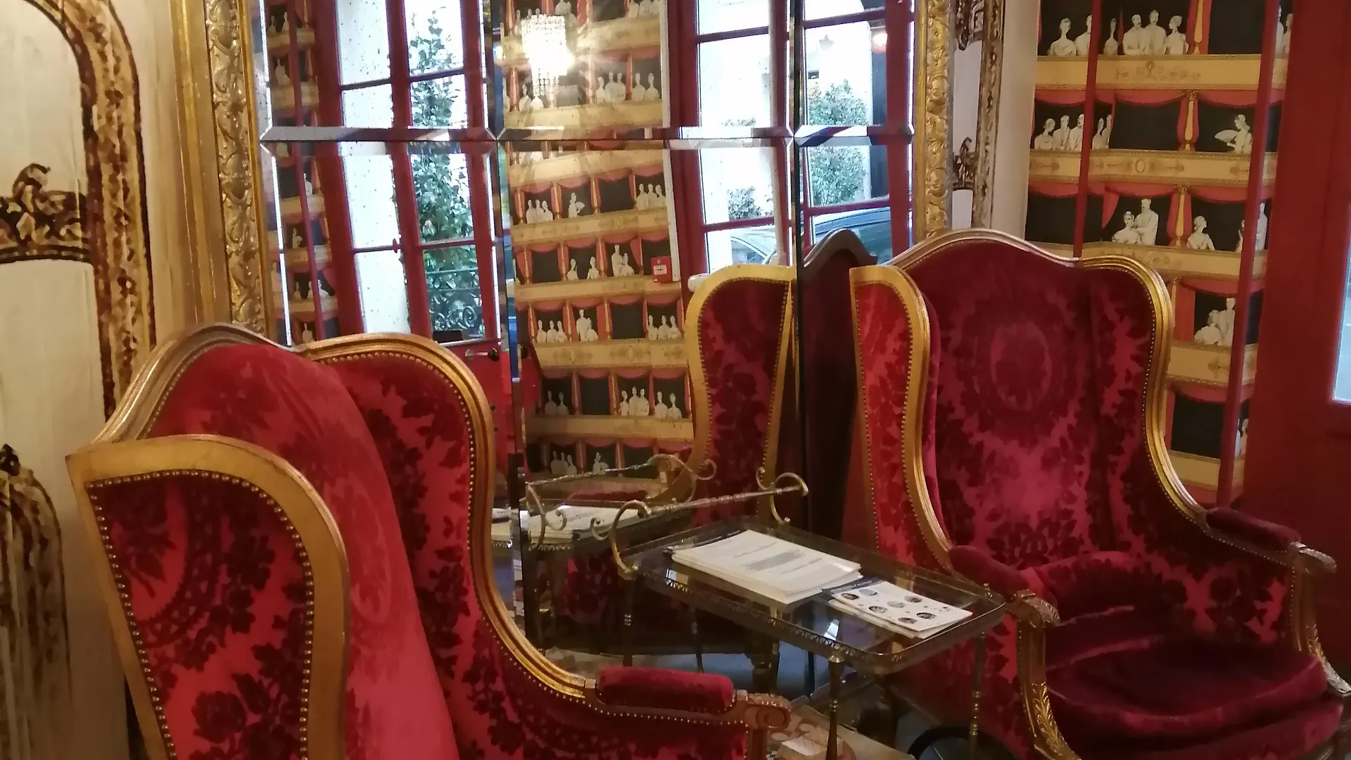 Sacha Hotel 4*