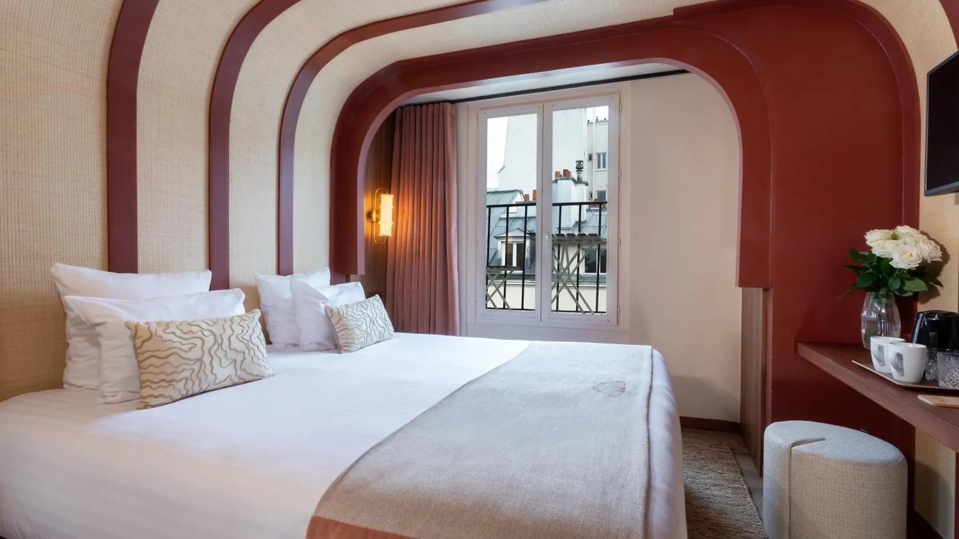 Sacha Hotel